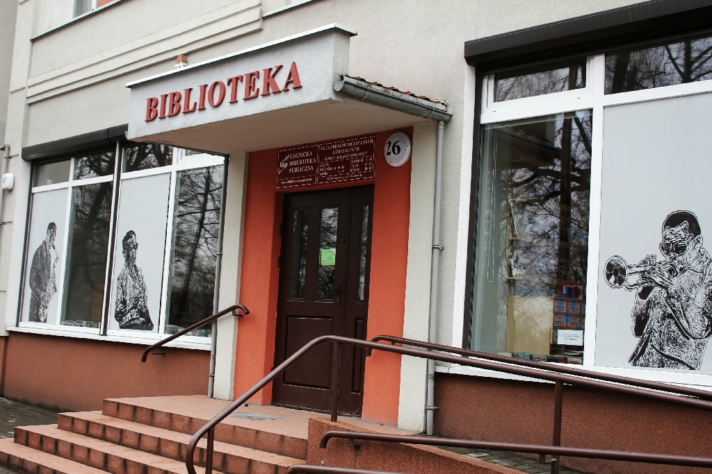 Biblioteka muzyczna po przeprowadzce na Mickiewicza