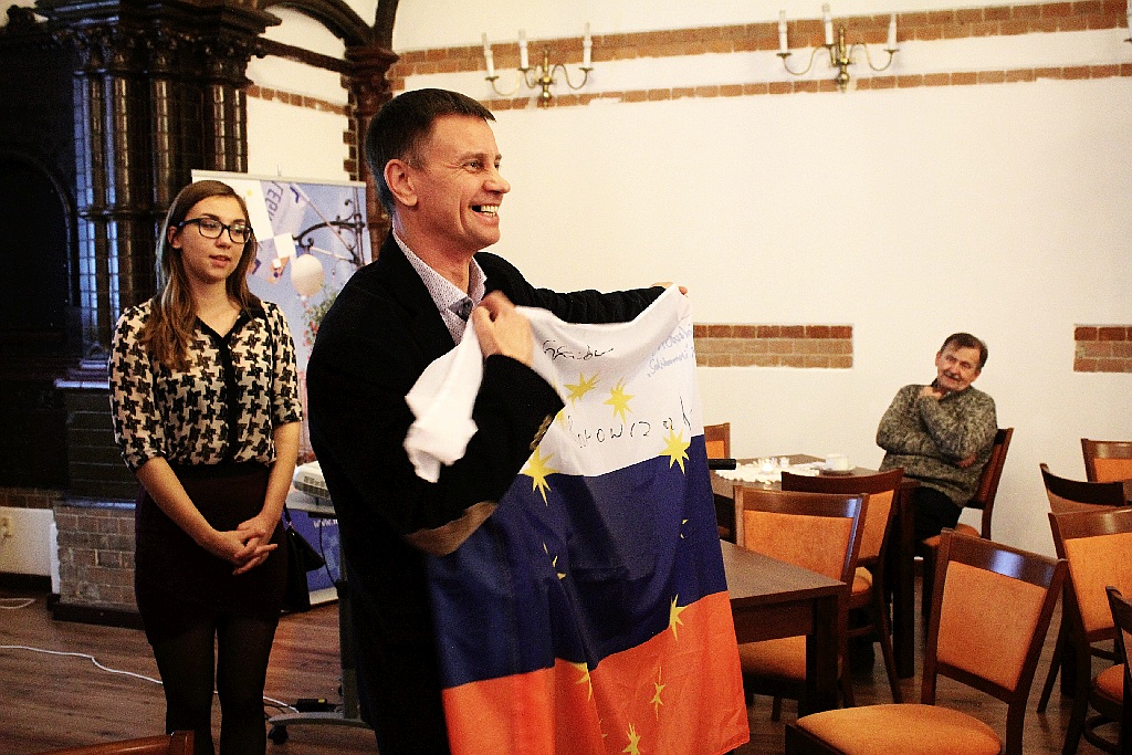Igor Szarapow spotkał się w legnickiej bibliotece z legniczanami