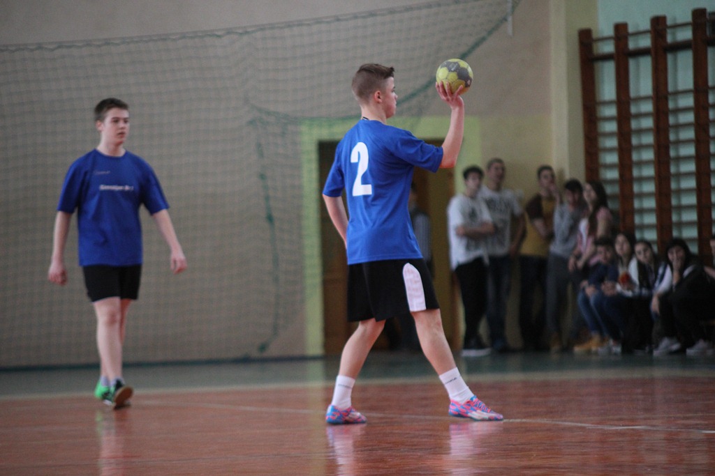 Gimnazjum nr 2 triumfuje w mistrzostwach Legnicy w ręczną