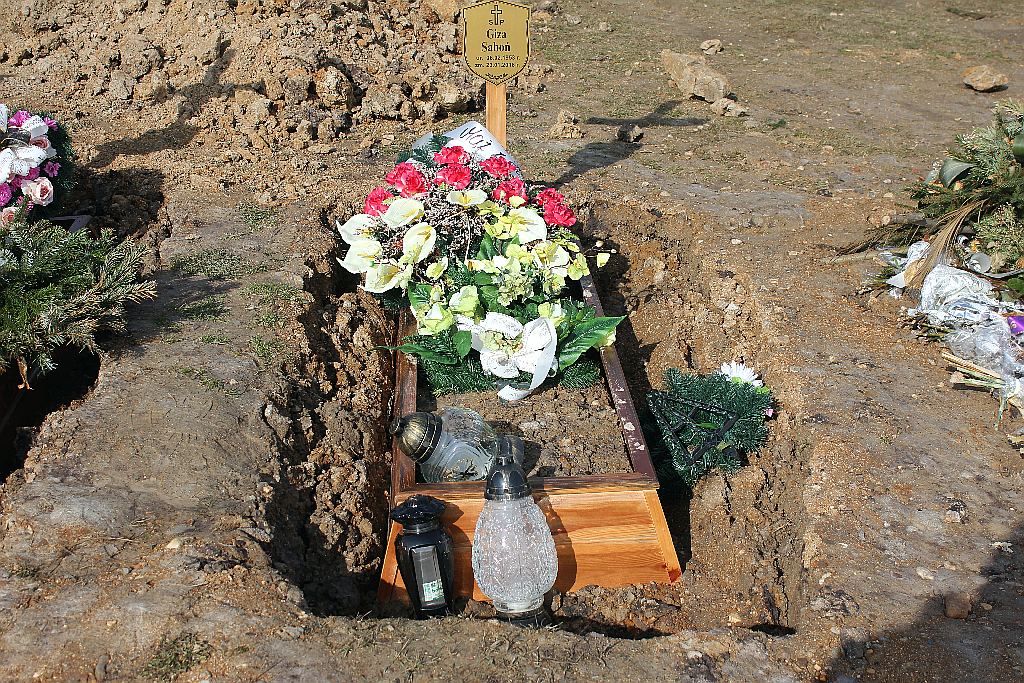 Problem z grobami na nowym cmentarzu miejskim w Jaszkowie