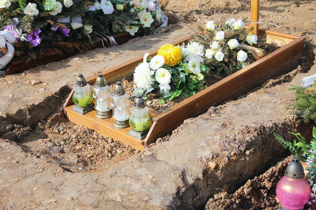 Problem z grobami na nowym cmentarzu miejskim w Jaszkowie