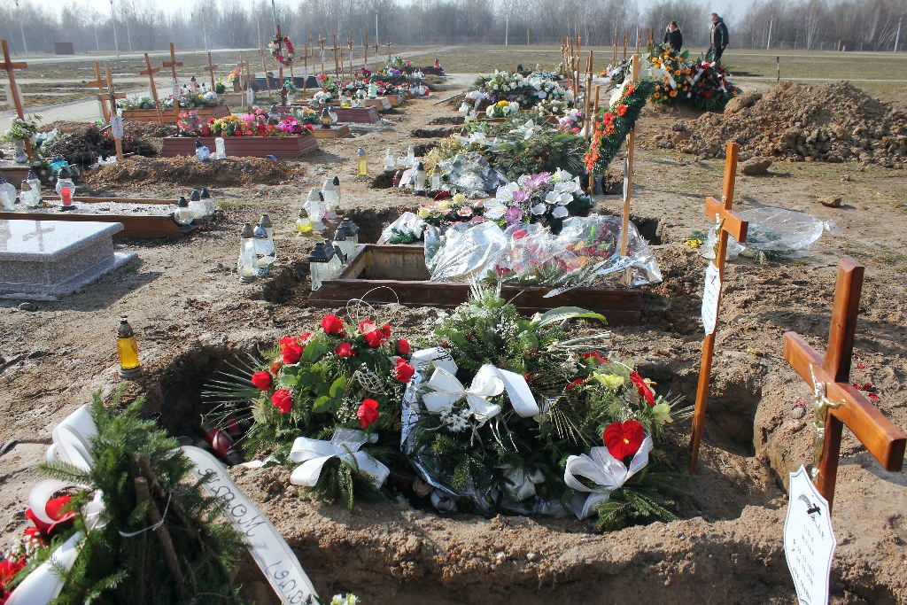 Problem z grobami na nowym cmentarzu miejskim w Jaszkowie