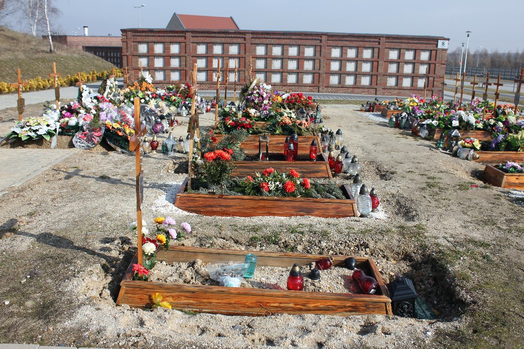 Problem z grobami na nowym cmentarzu miejskim w Jaszkowie