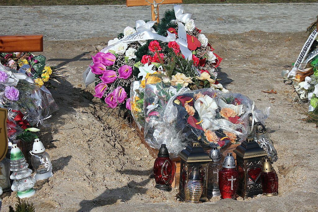 Problem z grobami na nowym cmentarzu miejskim w Jaszkowie