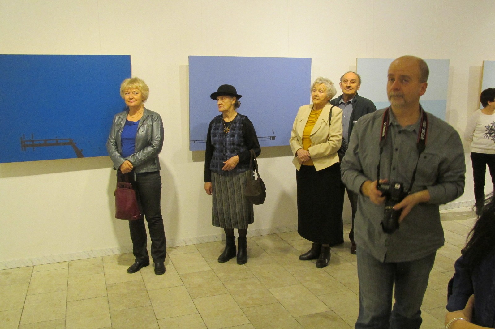 Światło i przestrzeń Roberta Motelskiego w Galerii Sztuki