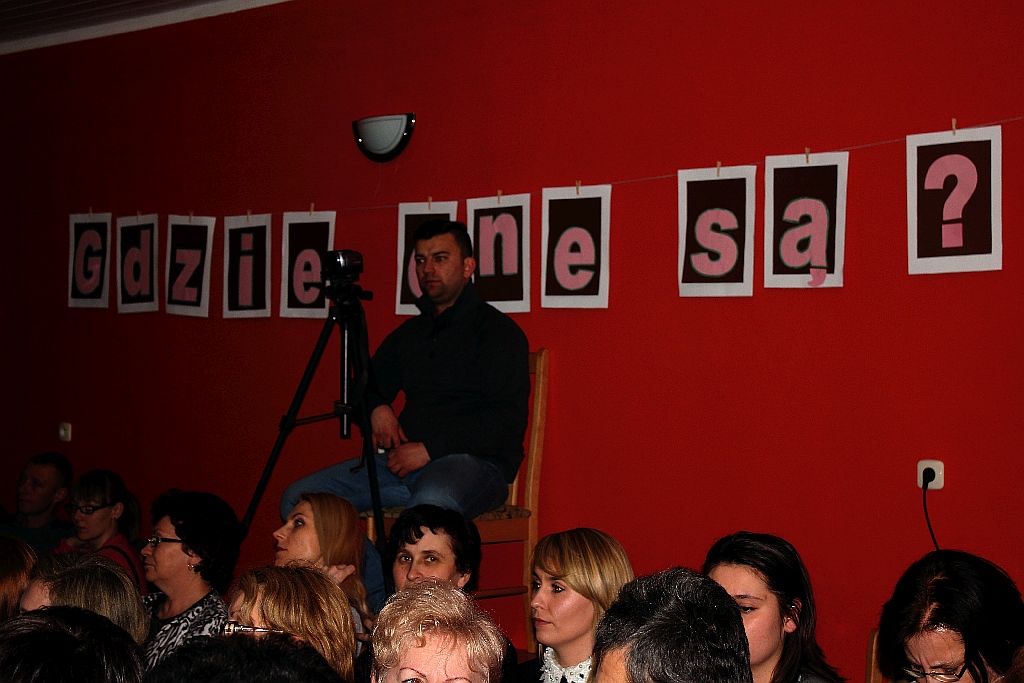 Mieszkanki Koskowic obejrzały męski występ z okazji Dnia Kobiet