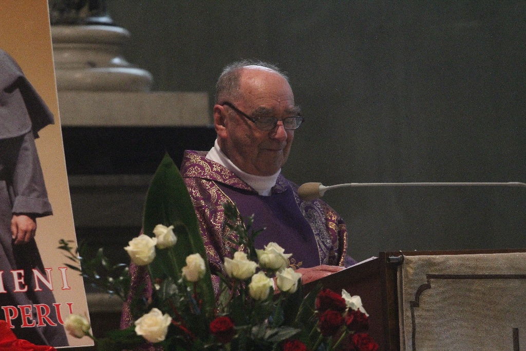 Relikwie ojców Zbigniewa i Michała w kościele świętego Jana