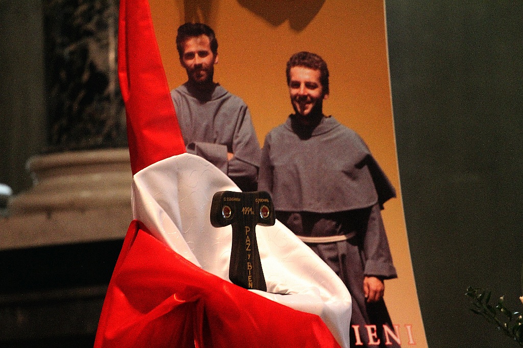 Relikwie ojców Zbigniewa i Michała w kościele świętego Jana