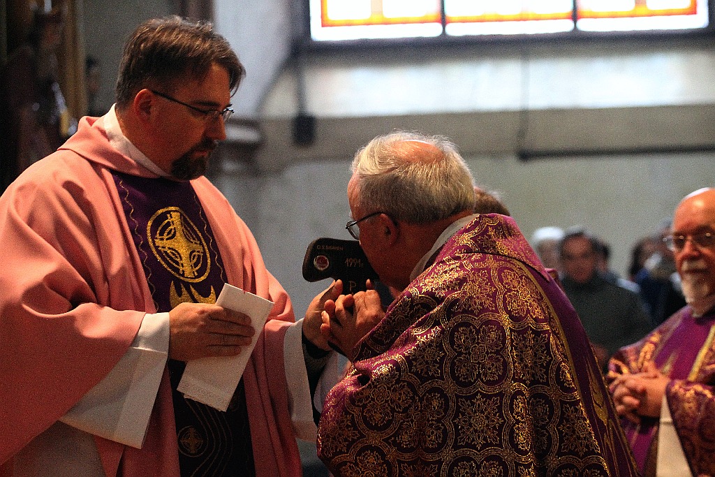 Relikwie ojców Zbigniewa i Michała w kościele świętego Jana