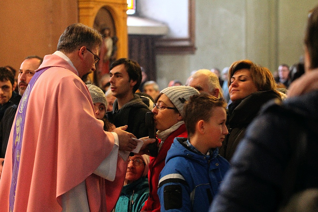 Relikwie ojców Zbigniewa i Michała w kościele świętego Jana