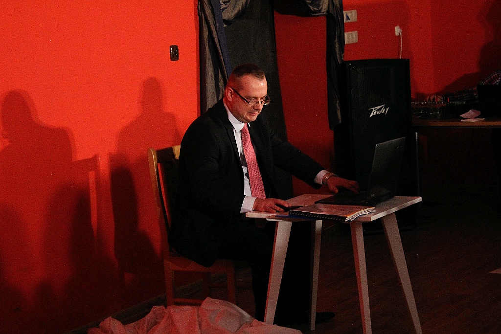 Mieszkanki Koskowic obejrzały męski występ z okazji Dnia Kobiet