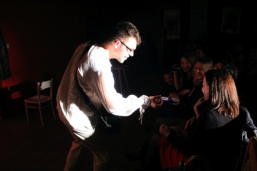 Mieszkanki Koskowic obejrzały męski występ z okazji Dnia Kobiet