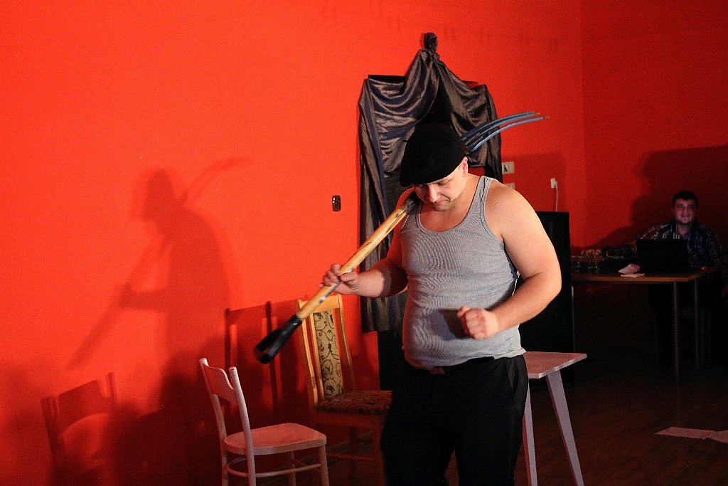 Mieszkanki Koskowic obejrzały męski występ z okazji Dnia Kobiet