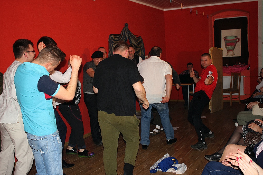 Mieszkanki Koskowic obejrzały męski występ z okazji Dnia Kobiet