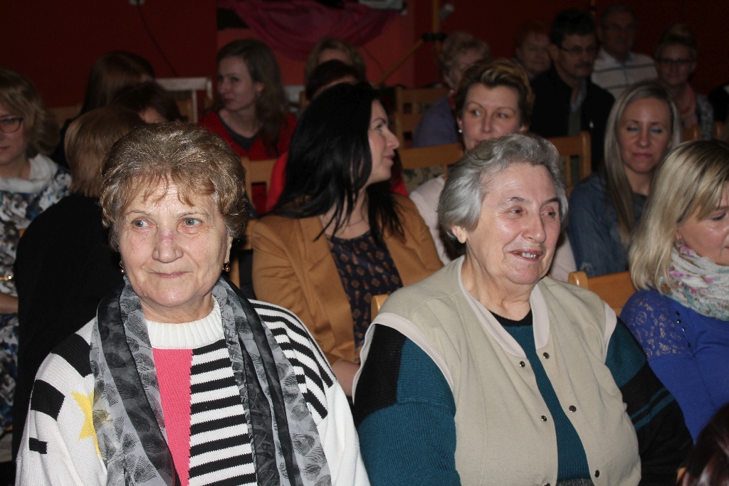 Mieszkanki Koskowic obejrzały męski występ z okazji Dnia Kobiet