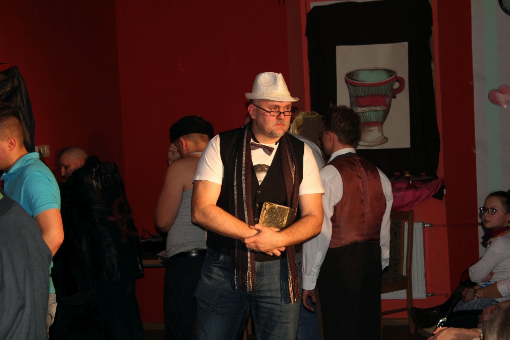 Mieszkanki Koskowic obejrzały męski występ z okazji Dnia Kobiet