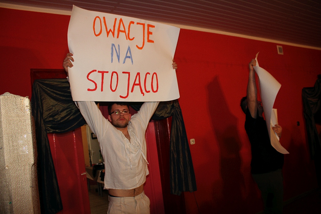 Mieszkanki Koskowic obejrzały męski występ z okazji Dnia Kobiet