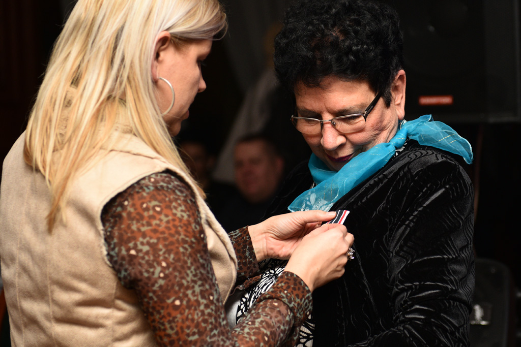 Policyjni emeryci zaprosili swoje panie na wspólne świętowanie