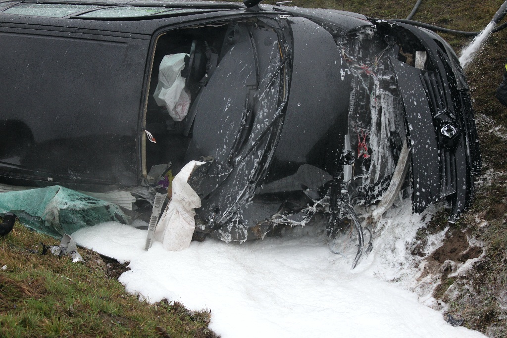 Na obwodnicy samochód ciężarowy zderzył się z osobówką