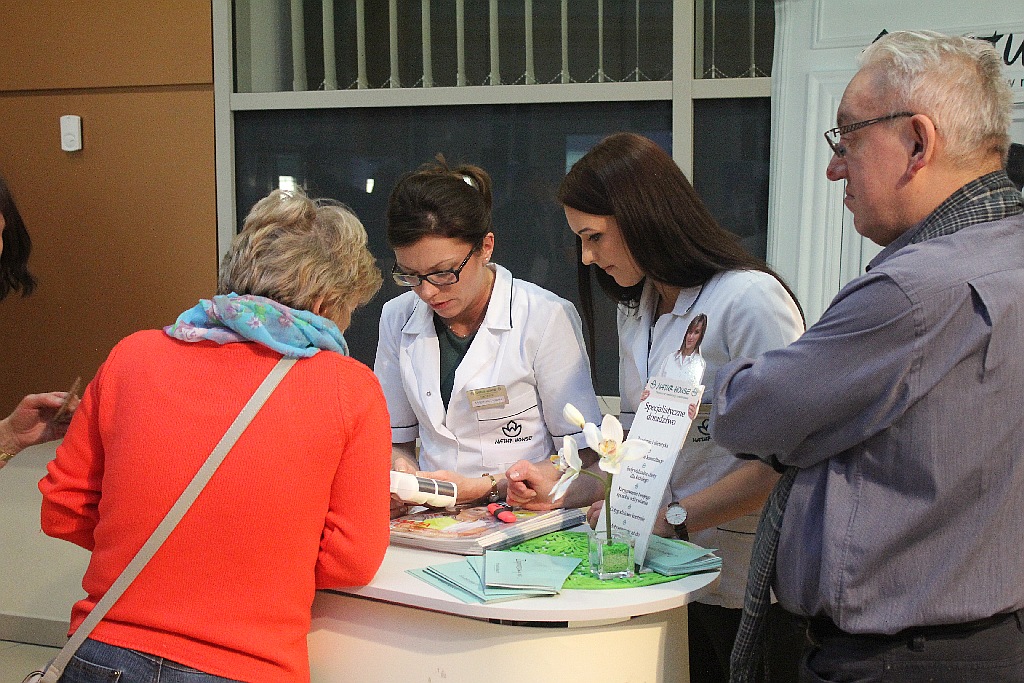 Tłum legniczanek spotkał się w Letii z Robertem Moskwą