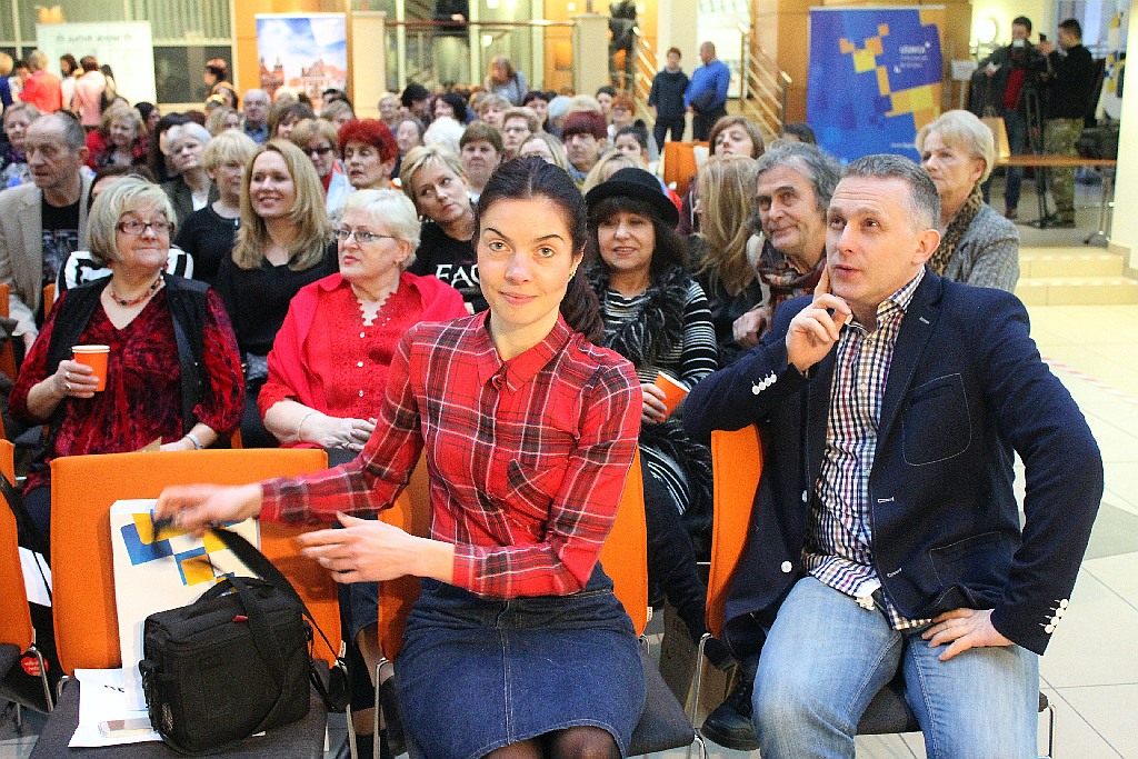 Tłum legniczanek spotkał się w Letii z Robertem Moskwą