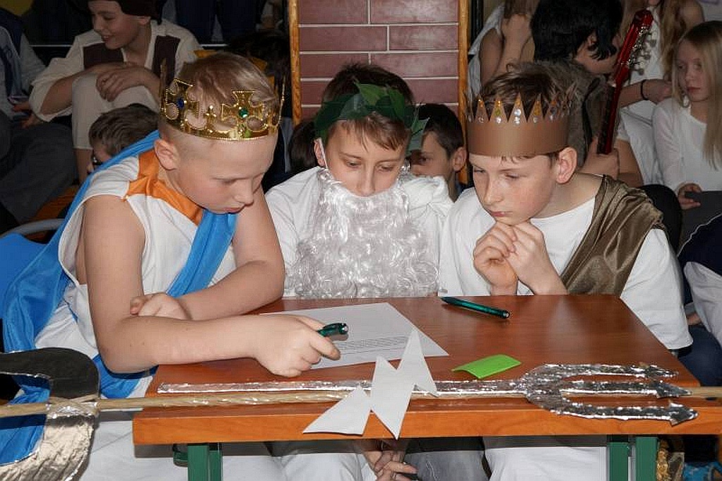 W „dwudziestce” odbył się Szkolny Konkurs Mitologiczny