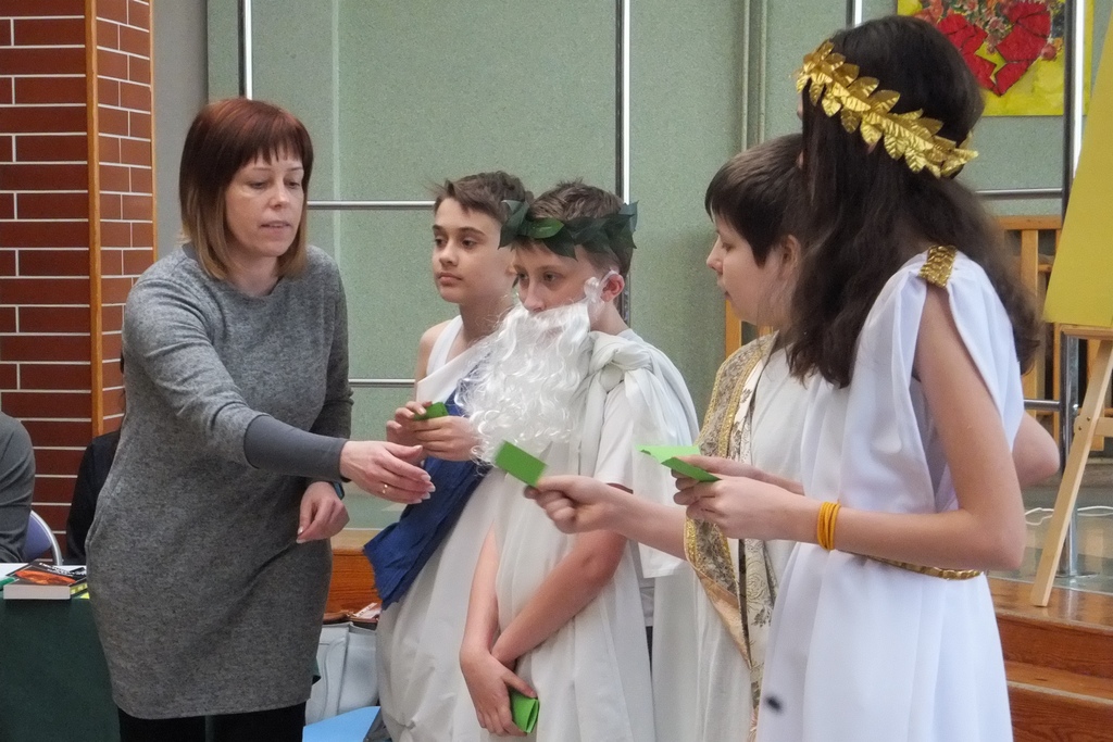 W „dwudziestce” odbył się Szkolny Konkurs Mitologiczny