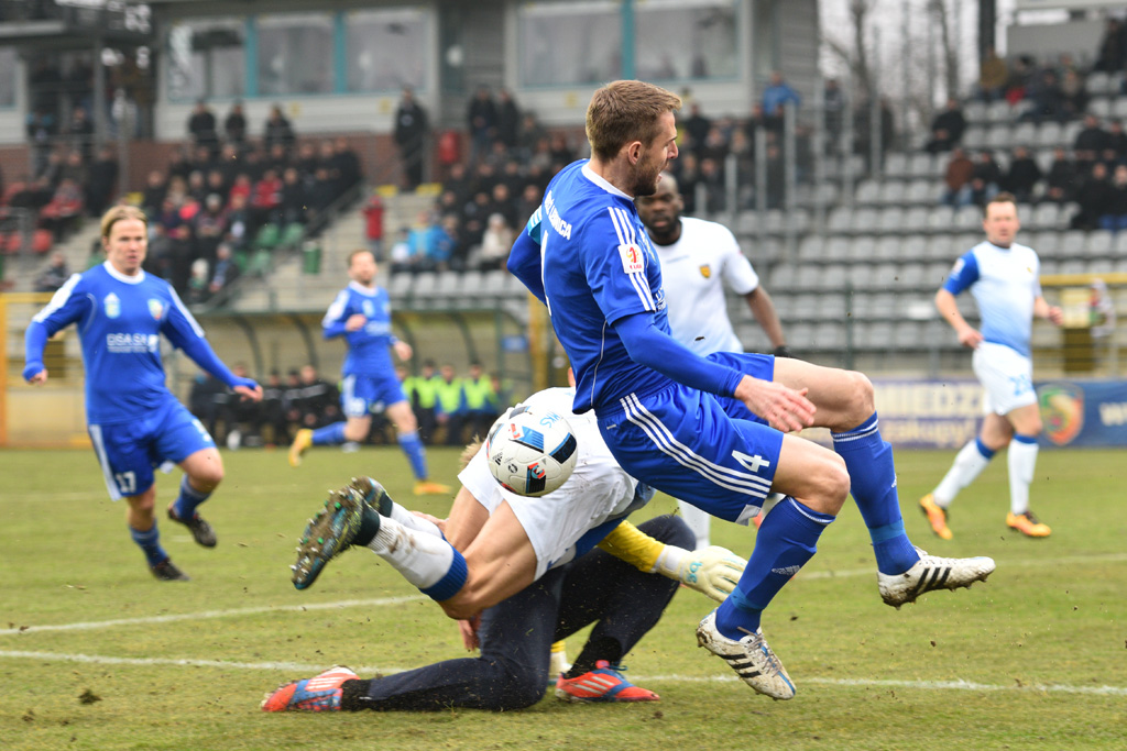 Gol Artjunina to za mało. Miedź na remis z Zawiszą