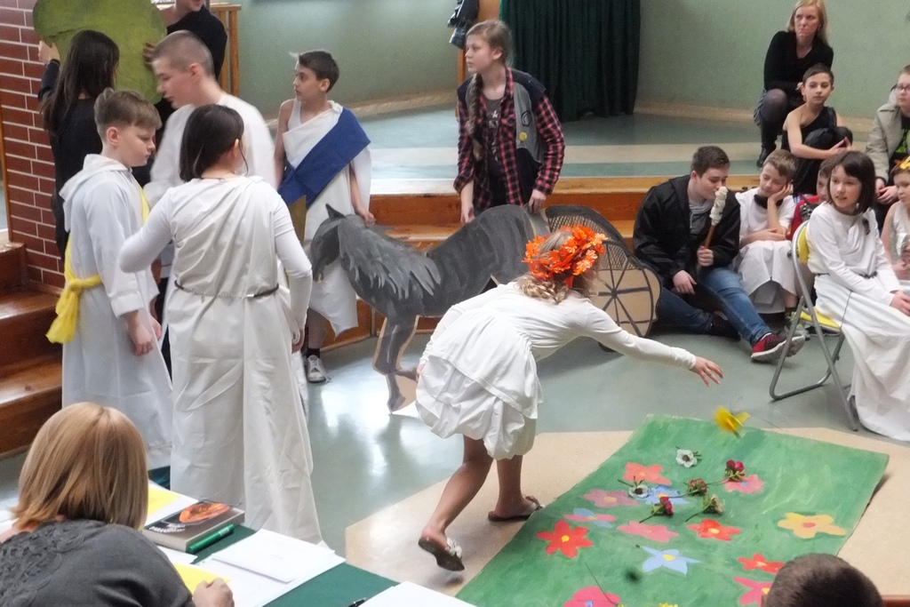 W „dwudziestce” odbył się Szkolny Konkurs Mitologiczny