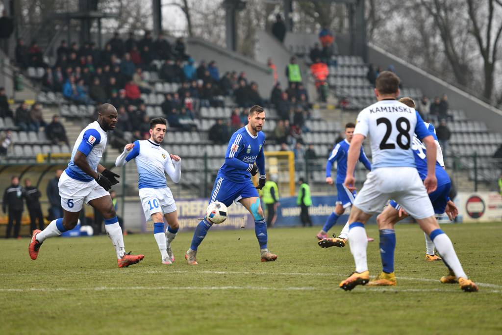 Gol Artjunina to za mało. Miedź na remis z Zawiszą