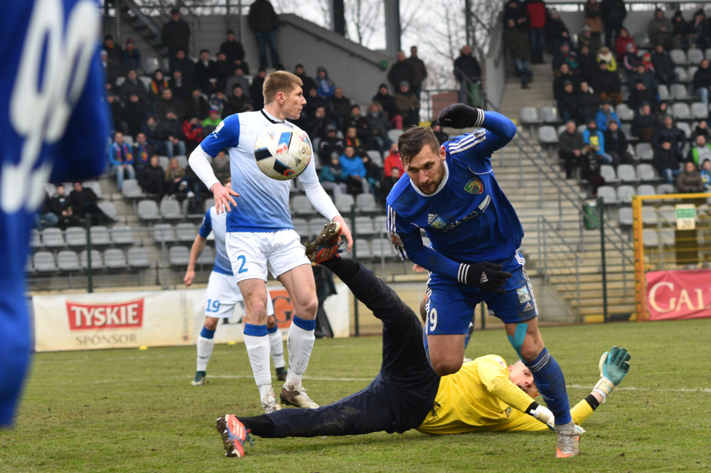 Gol Artjunina to za mało. Miedź na remis z Zawiszą