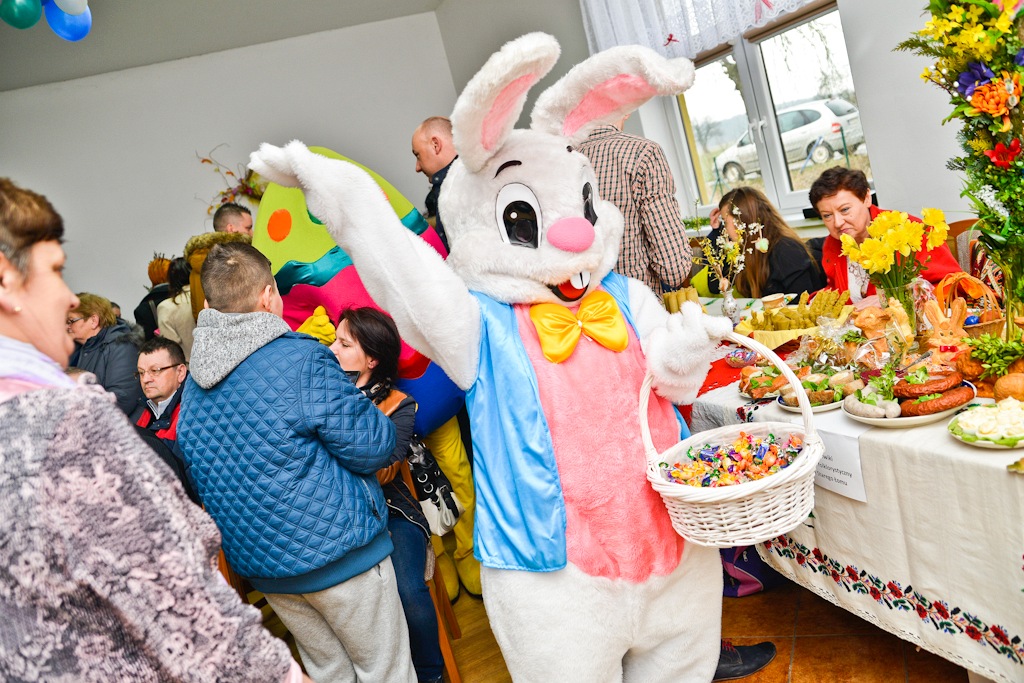 W Pawlikowicach odbył się kiermasz wielkanocny gminy Chojnów