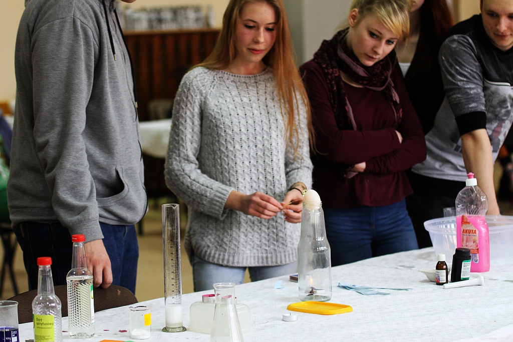 Piknik Naukowy” dla uczniów szkół podstawowych w ZSB
