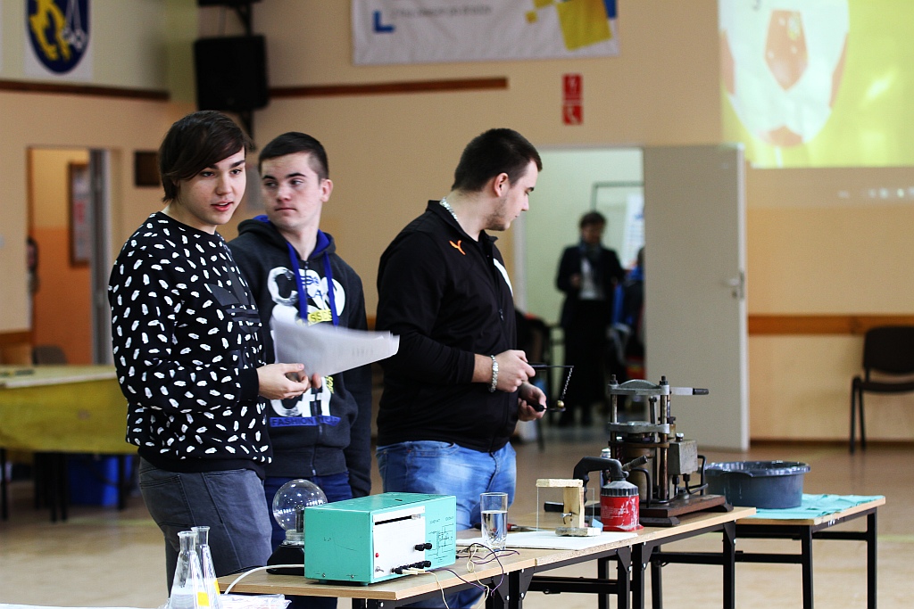 Piknik Naukowy” dla uczniów szkół podstawowych w ZSB
