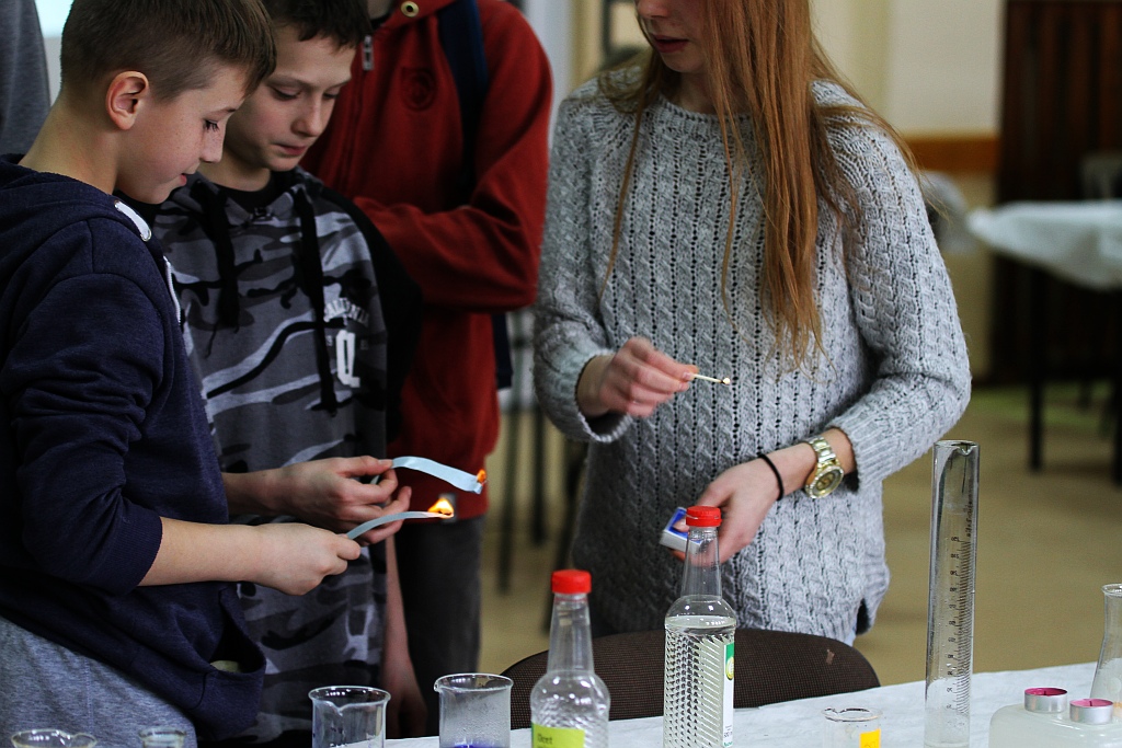 Piknik Naukowy” dla uczniów szkół podstawowych w ZSB
