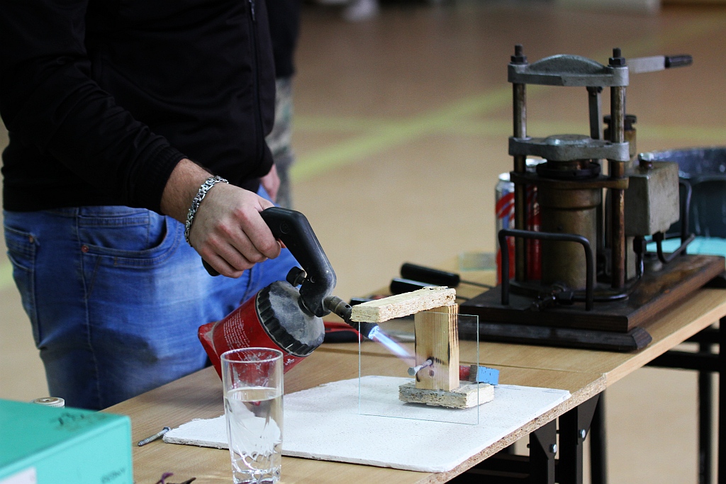 Piknik Naukowy” dla uczniów szkół podstawowych w ZSB
