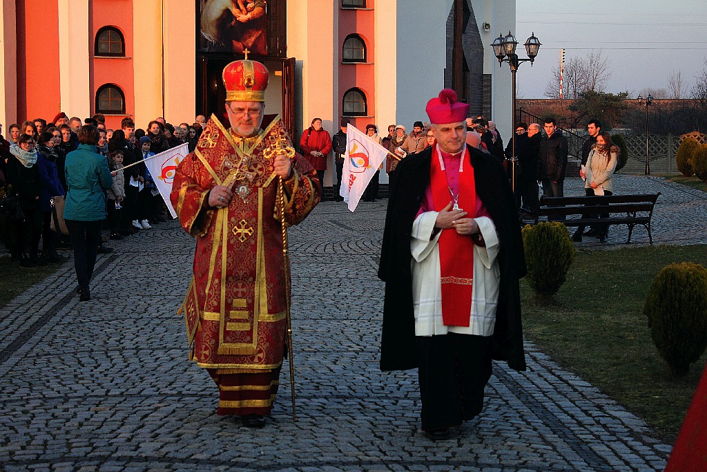 Krzyż i ikona - symbole Światowych Dni Młodzieży w Legnicy