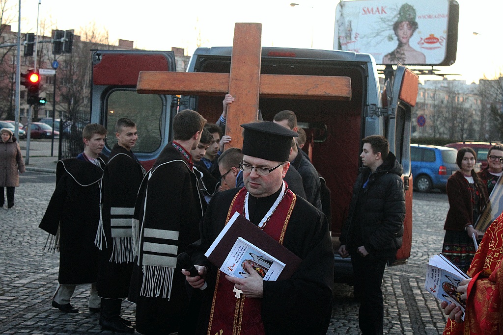 Krzyż i ikona - symbole Światowych Dni Młodzieży w Legnicy