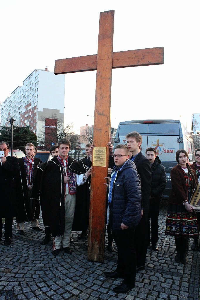 Krzyż i ikona - symbole Światowych Dni Młodzieży w Legnicy