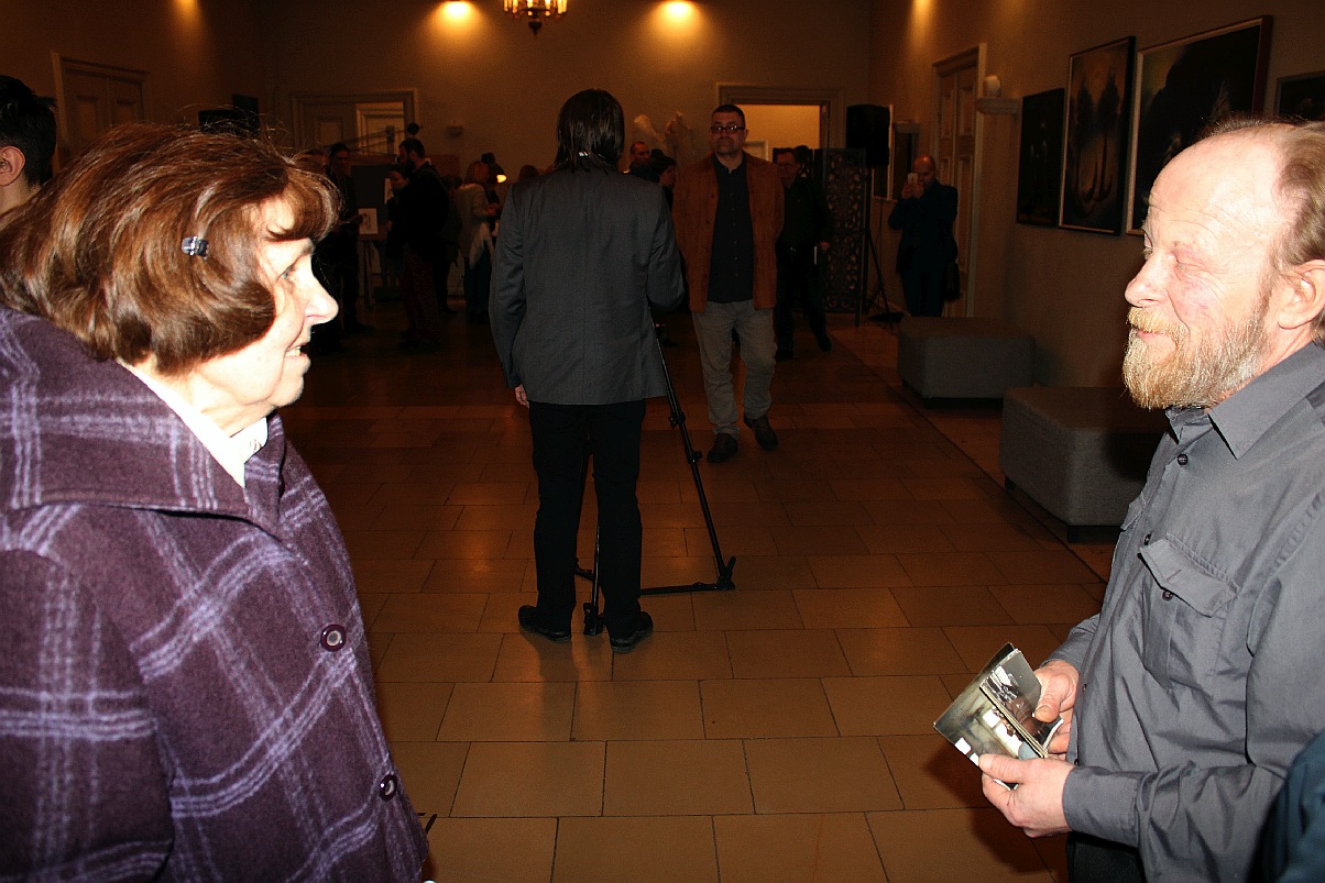 Wystawa prac Józefa Wojewódzkiego w legnickim teatrze