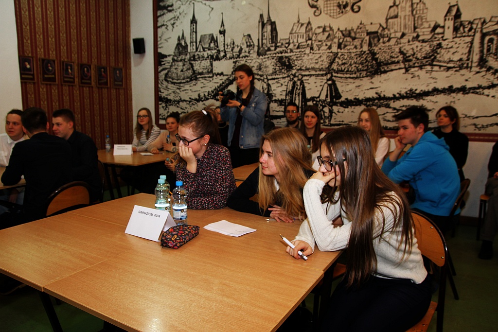 Gimnazjaliści z TWP wygrali konkurs Zoom in on America Challenge