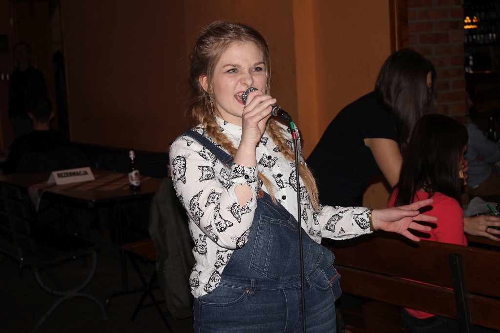 Karaoke dla Karoliny i Bartka w legnickiej Kręgielni Kometa