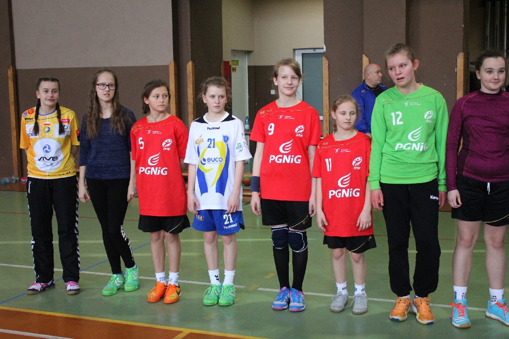 Dziewczynki UKS Dziewiątka Legnica mistrzyniami Dolnego Śląska!
