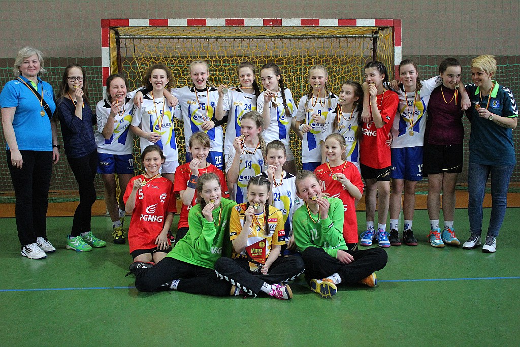 Dziewczynki UKS Dziewiątka Legnica mistrzyniami Dolnego Śląska!