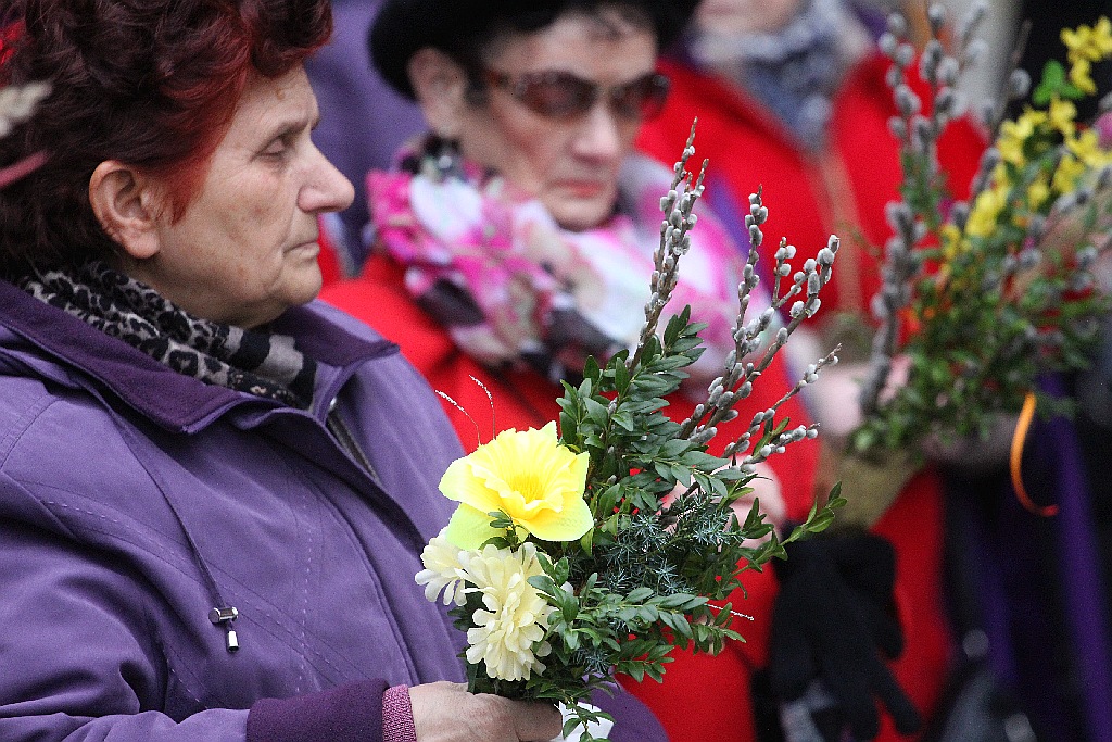 Msza święta w legnickiej Katedrze w Niedzielę Palmową