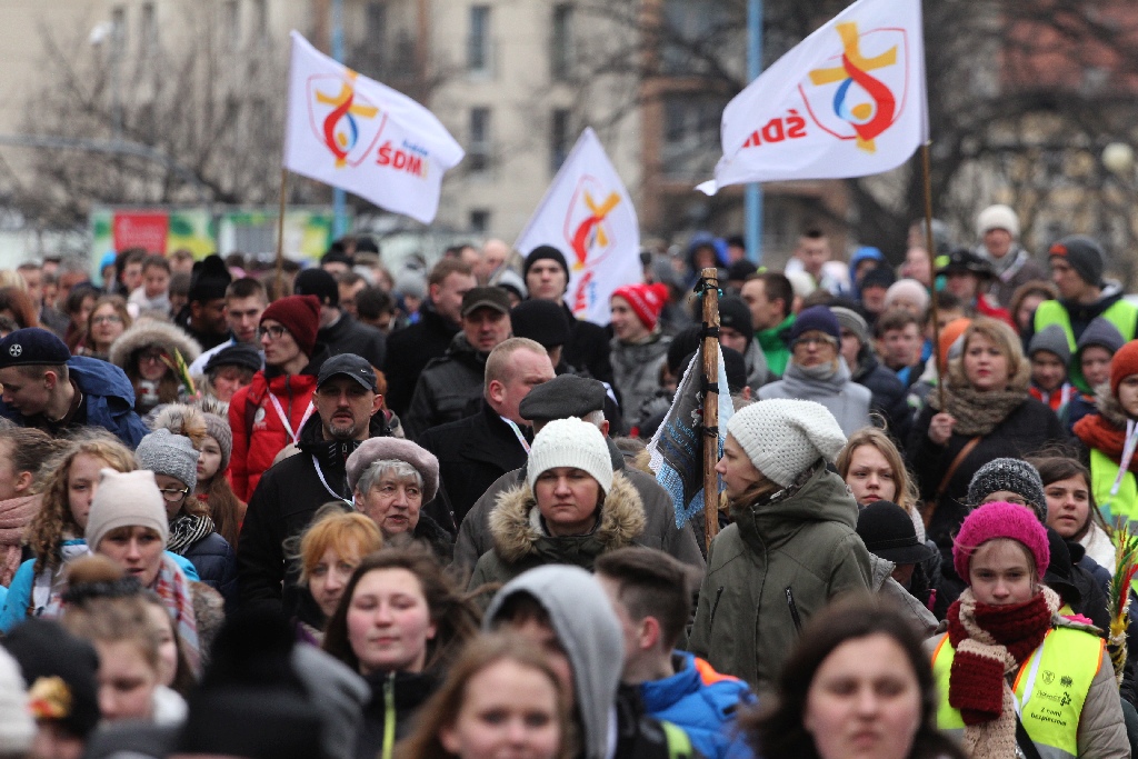 Blisko tysiąć osób przeszło ulicami miasta w Marszu dla życia