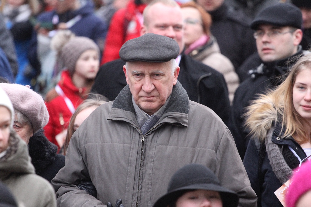 Blisko tysiąć osób przeszło ulicami miasta w Marszu dla życia