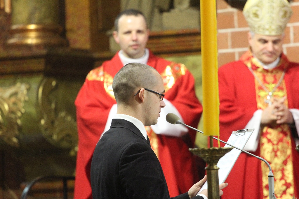 Msza święta w legnickiej Katedrze w Niedzielę Palmową