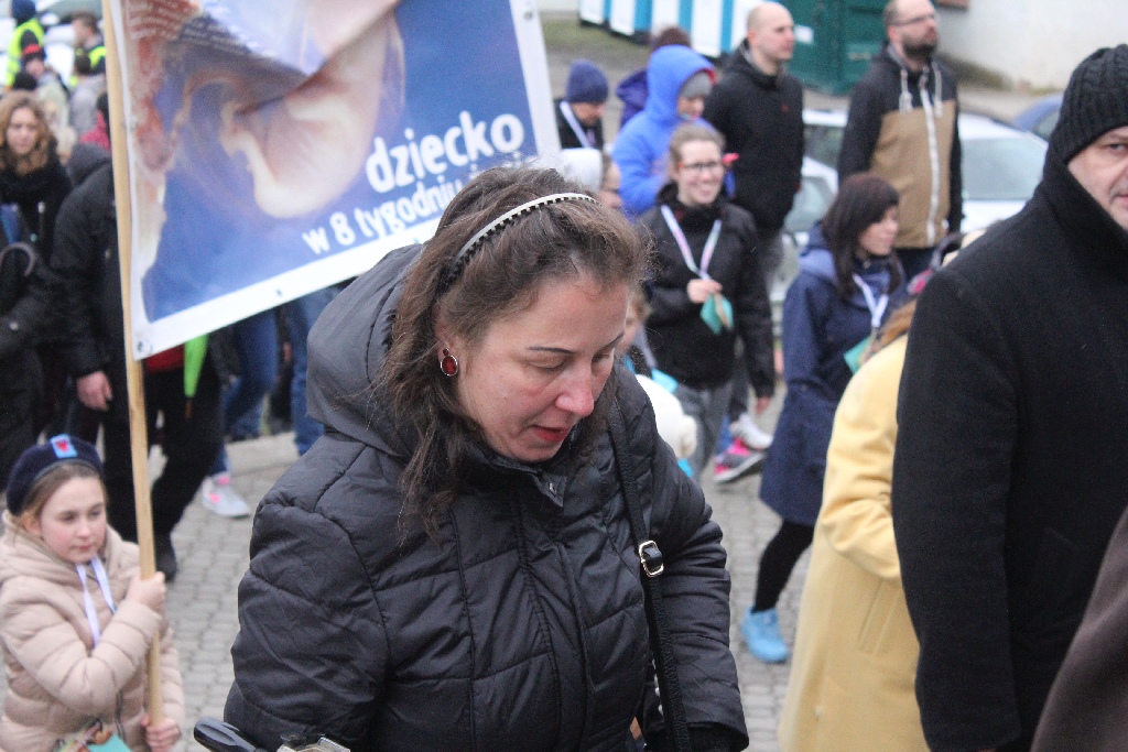 Blisko tysiąć osób przeszło ulicami miasta w Marszu dla życia