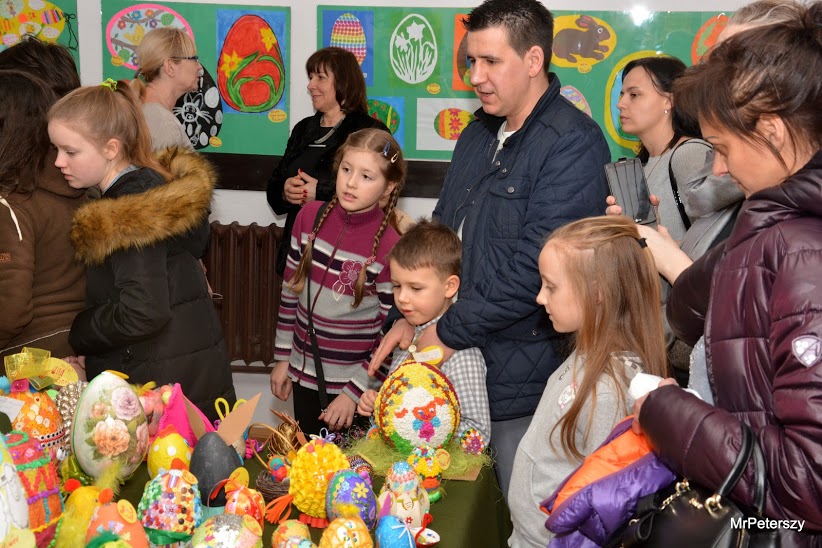Ponad trzysta pisanek nadesłano na wystawę w DK Atrium